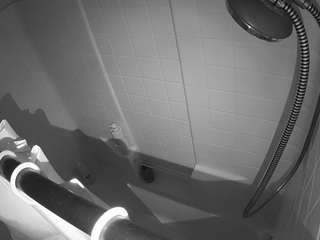 voyeurcam-whitneyoc-shower