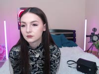 Eine nette Schülerin erwartet dich in ihrem Zimmer.