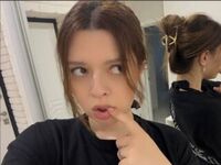 hot cam girl fingering pussy DevonaChurchey