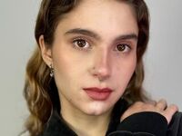 naughty camgirl masturbating with vibrator EvaEddie