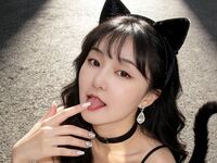 fingering girl chat JiangHuihui
