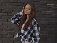 adult cam KaiKiening