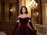 girl fingering shaved pussy MadelineDemie