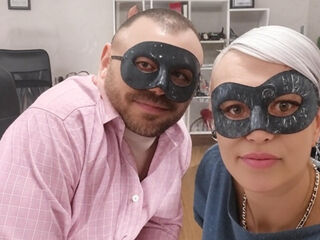 naughty camcouple masturbating JessicaandRon