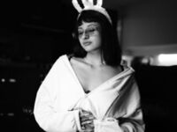 girl feet live web cam UrsulaLorn