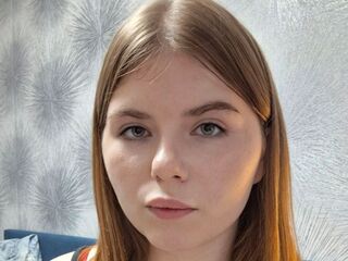 naked girl with cam masturbating AliaFerrarini