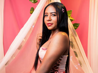 beautiful cam girl AliceBrunett