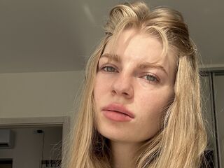 naughty cam photo AlissMil