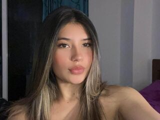 hot webcamslut AmberEvelyn