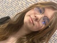 babe web cam AminaBlooms