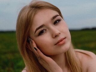 nude webcamgirl AnnieMounten