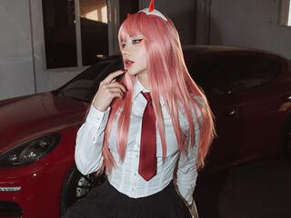 topless webcamgirl AntoninaMcadams