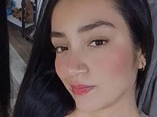 camwhore shaved pussy AriahBlack