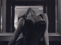 masturbating webcamgirl ArvellaBlake