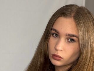 camgirl spreading pussy BaileyGagnon