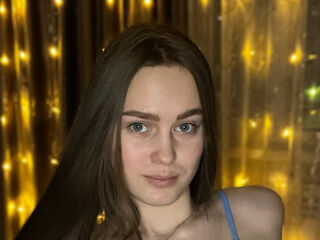 cam girl fingering pussy BernardineCaiafa