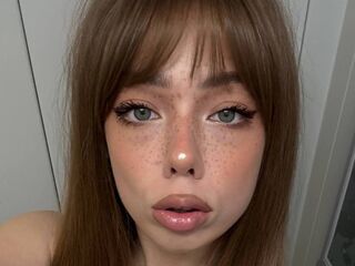 nude web cam CaitlinBlethen