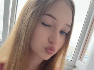 kinky webcam model CatherinVolper