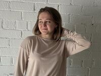 topless webcamgirl ChristiaBenoy