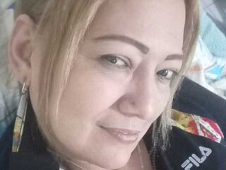 sexy webcam girl ClauSommers