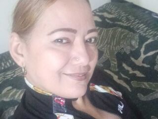 naked cam chat ClauTaylor