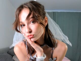 camgirl live porn ClementinaDrouin