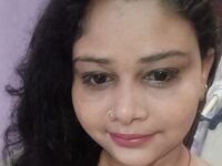 hot girl webcam photo CurvySoniya