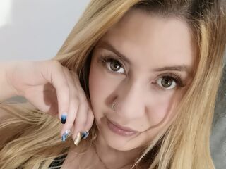 cam girl spreading pussy DanielaSage