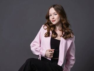 live sex video DarleenBenjamin