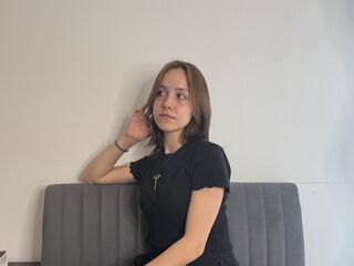 camwhore spreading pussy DevonaBranecki
