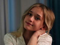 cam whore DorisCounsell