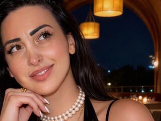 camslut masturbating ElesseLust