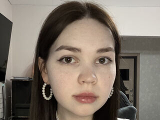 shower cam EmiliRoyzi