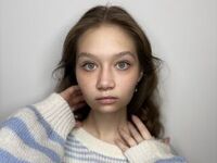 hot webcam slut EmogeneZiad