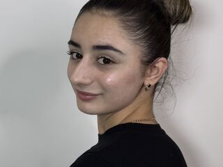 beautiful camgirl EsterLaos