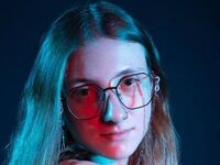 live chat EvelyneSchroff