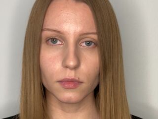 sex webcam chatroom FawnTobin