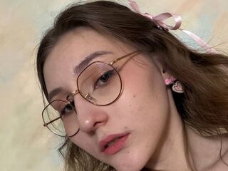 masturbating webcamgirl IngeFelde