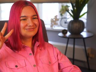 cam chatroom JameYerian