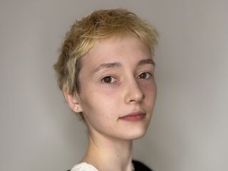 camgirl spreading pussy JenelleBarette