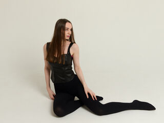 hot cam play JuneSommers