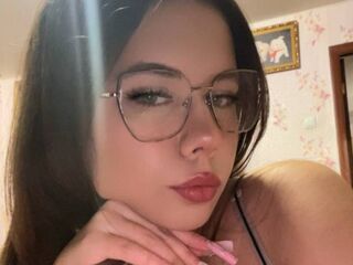 girl topless KasieHongeva