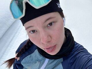 camslut showing pussy KatieLinda