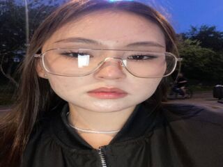 naked cam LauriMoradel
