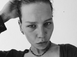 flirt chat room LeeanneYepes
