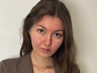 dity cam show LeilaCoocher