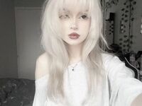 camgirl masturbating with vibrator LeticiaFinello