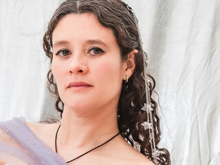 camwhore shaving pussy LiaCotes