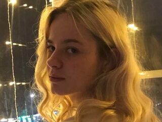 naughty cam girl fingering pussy LiaSo