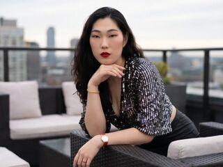 naughty cam girl masturbating with dildo LouiseAnna